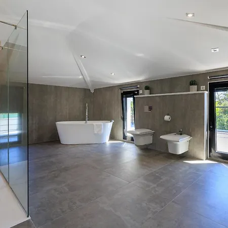 Oasis D'azur - Welkeys Villa *